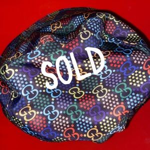 Gucci bucket hat